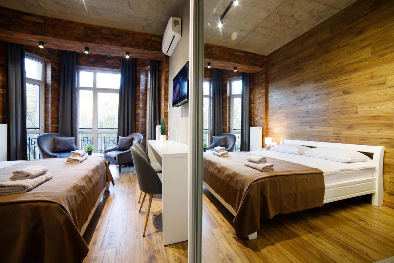Lux Apartments Lviv Eksteriør billede