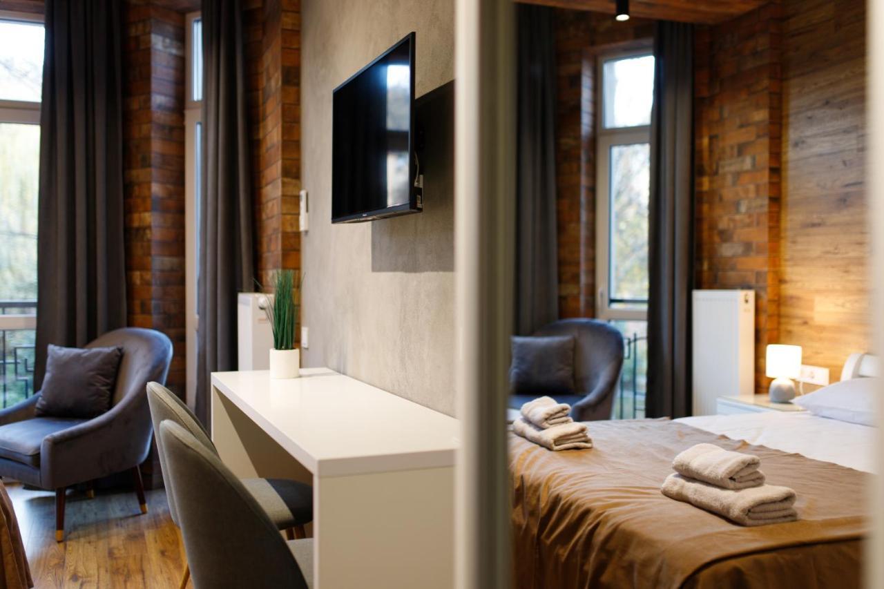 Lux Apartments Lviv Eksteriør billede